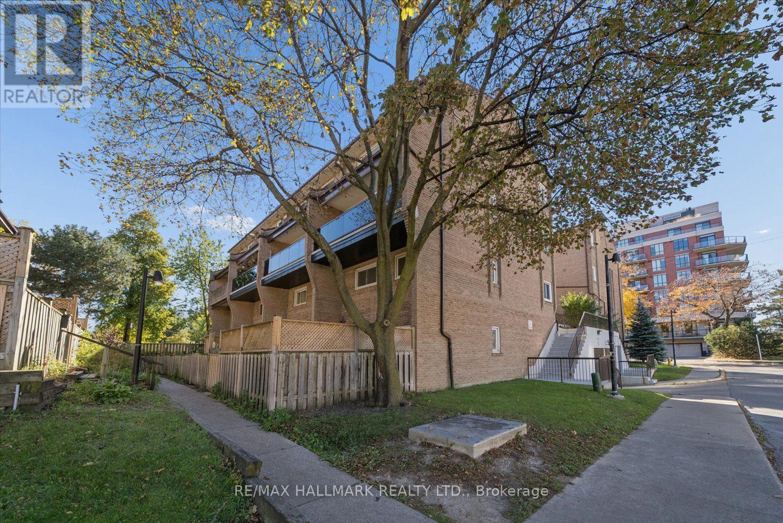 9- 91 Muir Drive, Toronto, ON photo 4