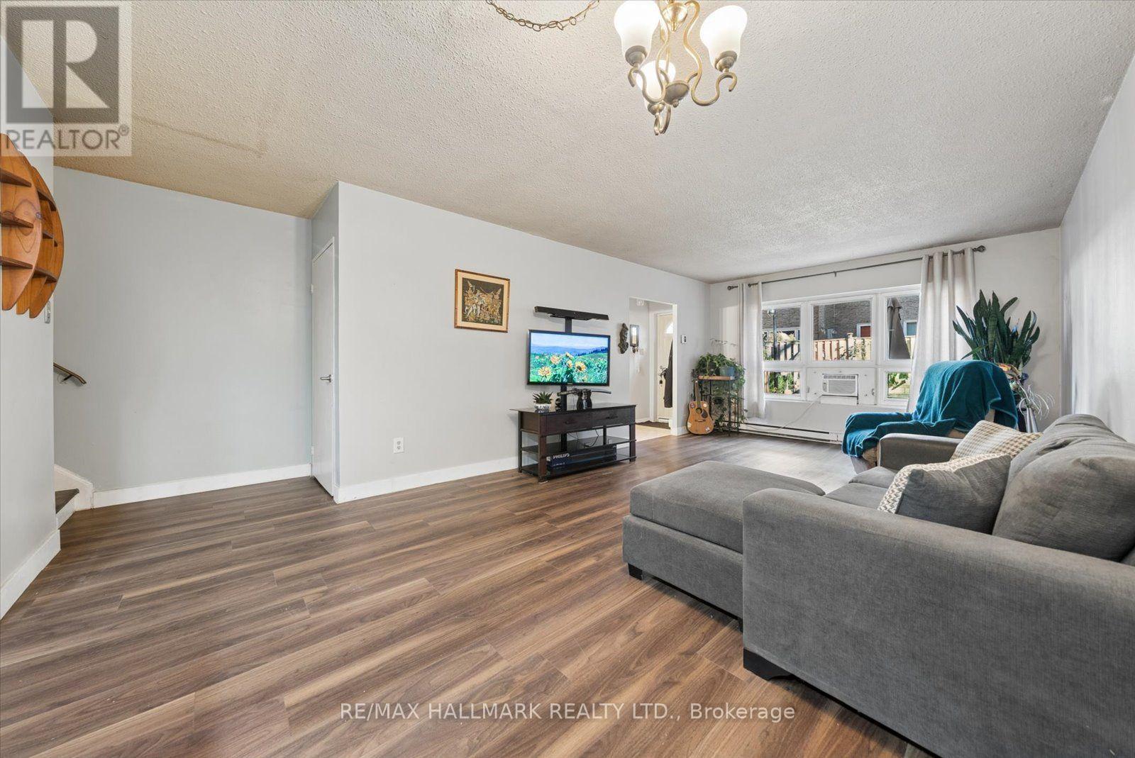 9- 91 Muir Drive, Toronto, ON photo 9