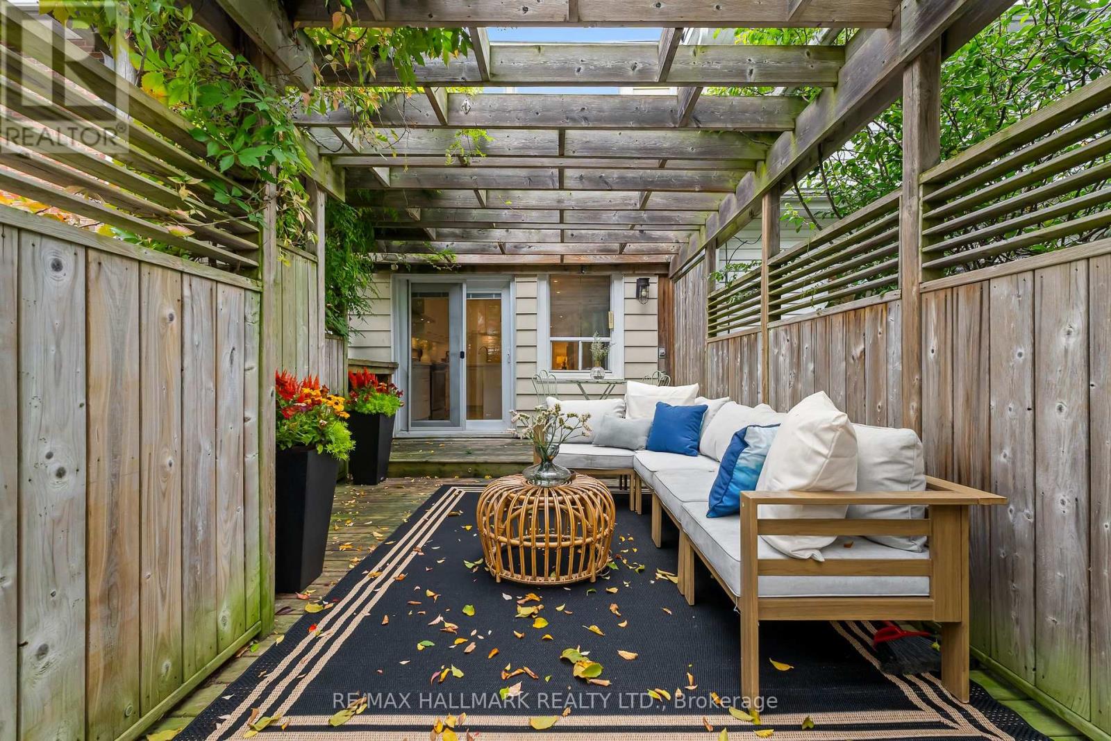 25 Northview Avenue, Toronto, ON photo 33