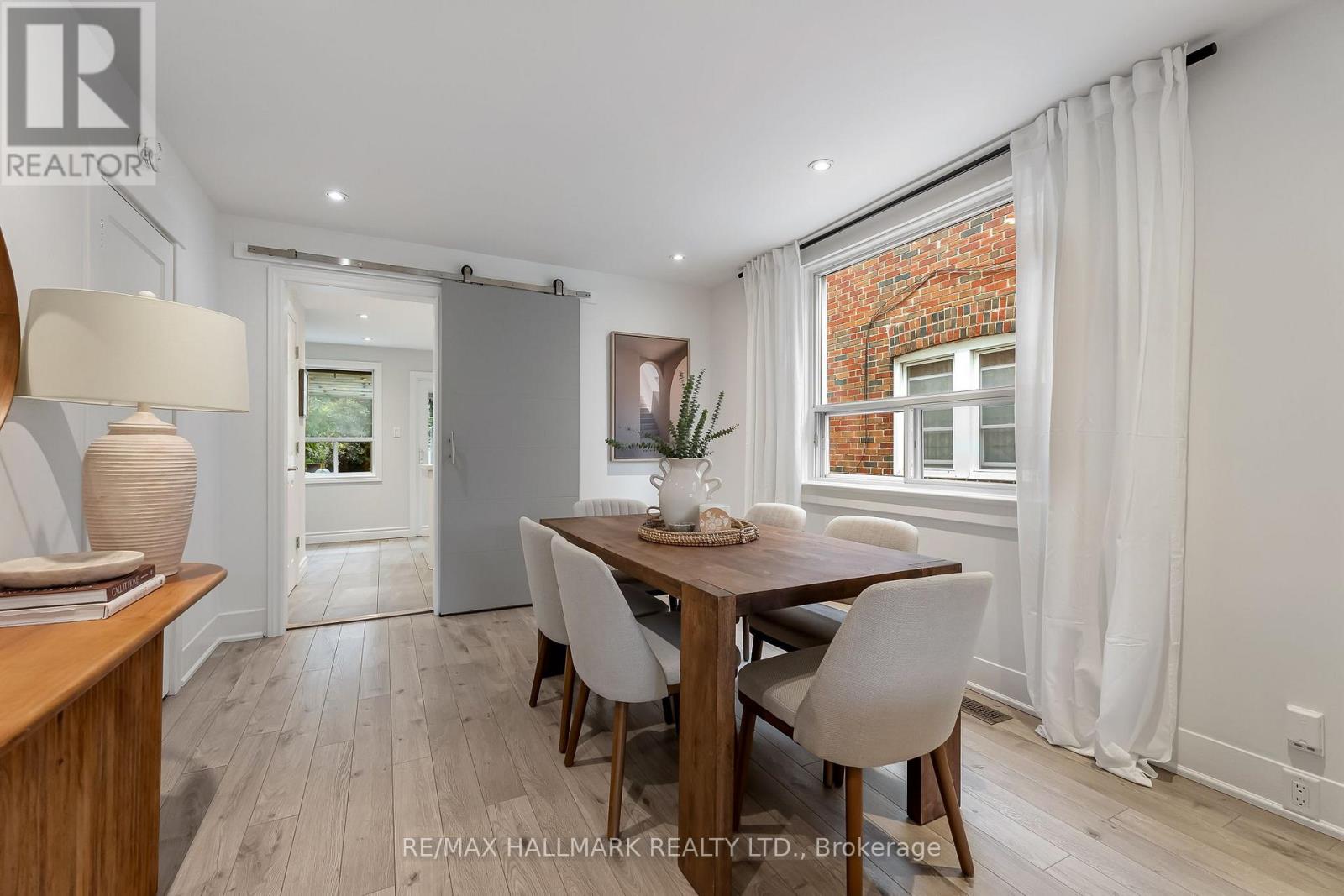 25 Northview Avenue, Toronto, ON photo 8