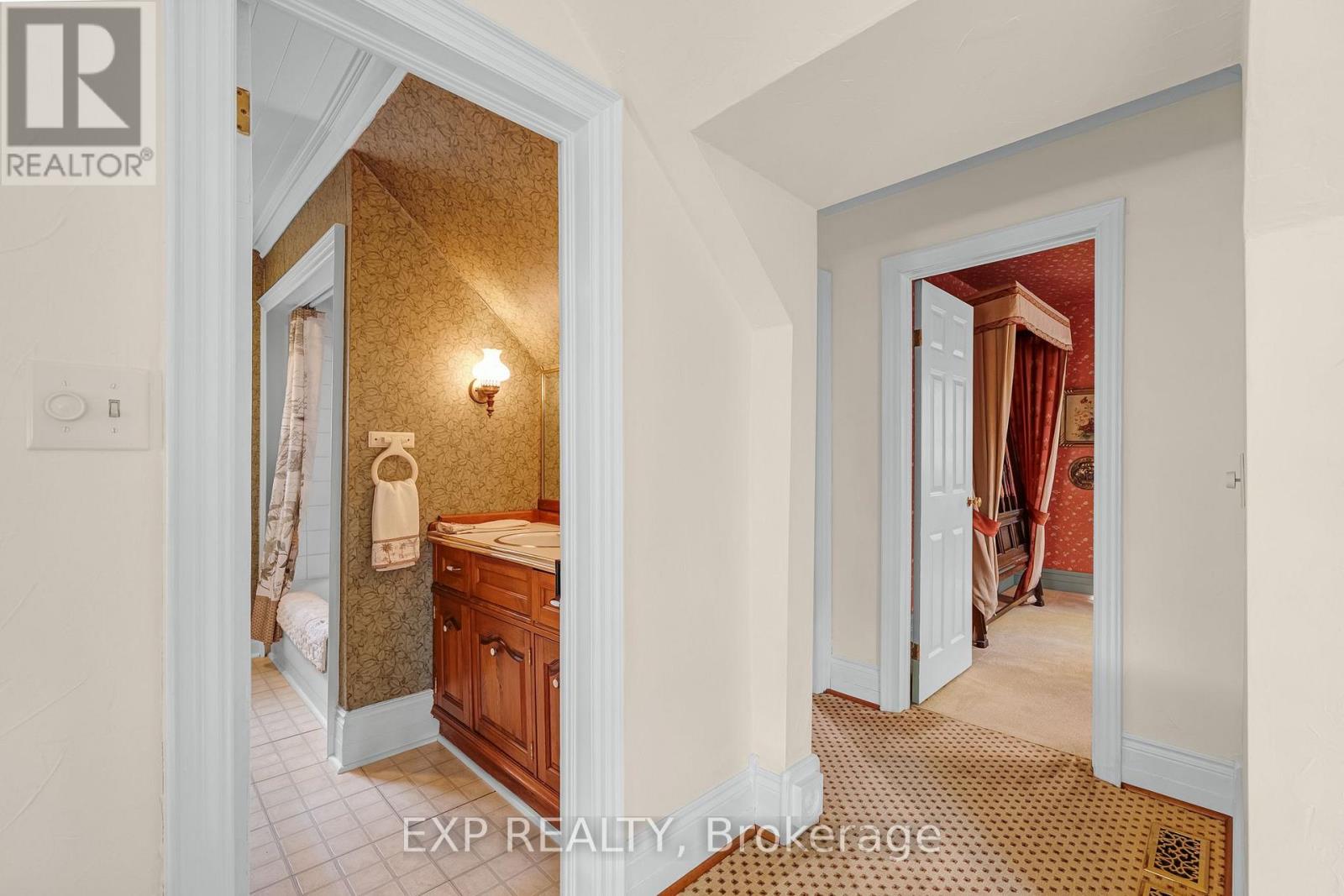 9 Turner Street, Georgina, ON photo 23