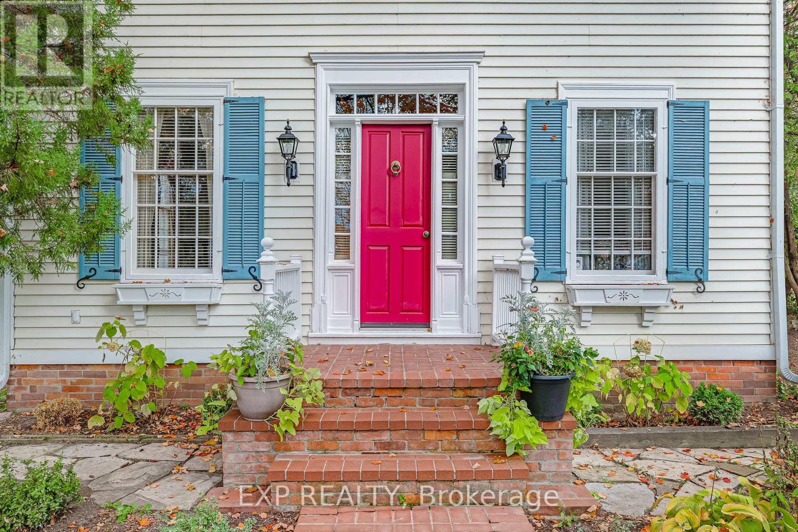 9 Turner Street, Georgina, ON photo 3