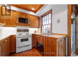 9 Turner Street, Georgina, ON L4P3C8 Photo 12