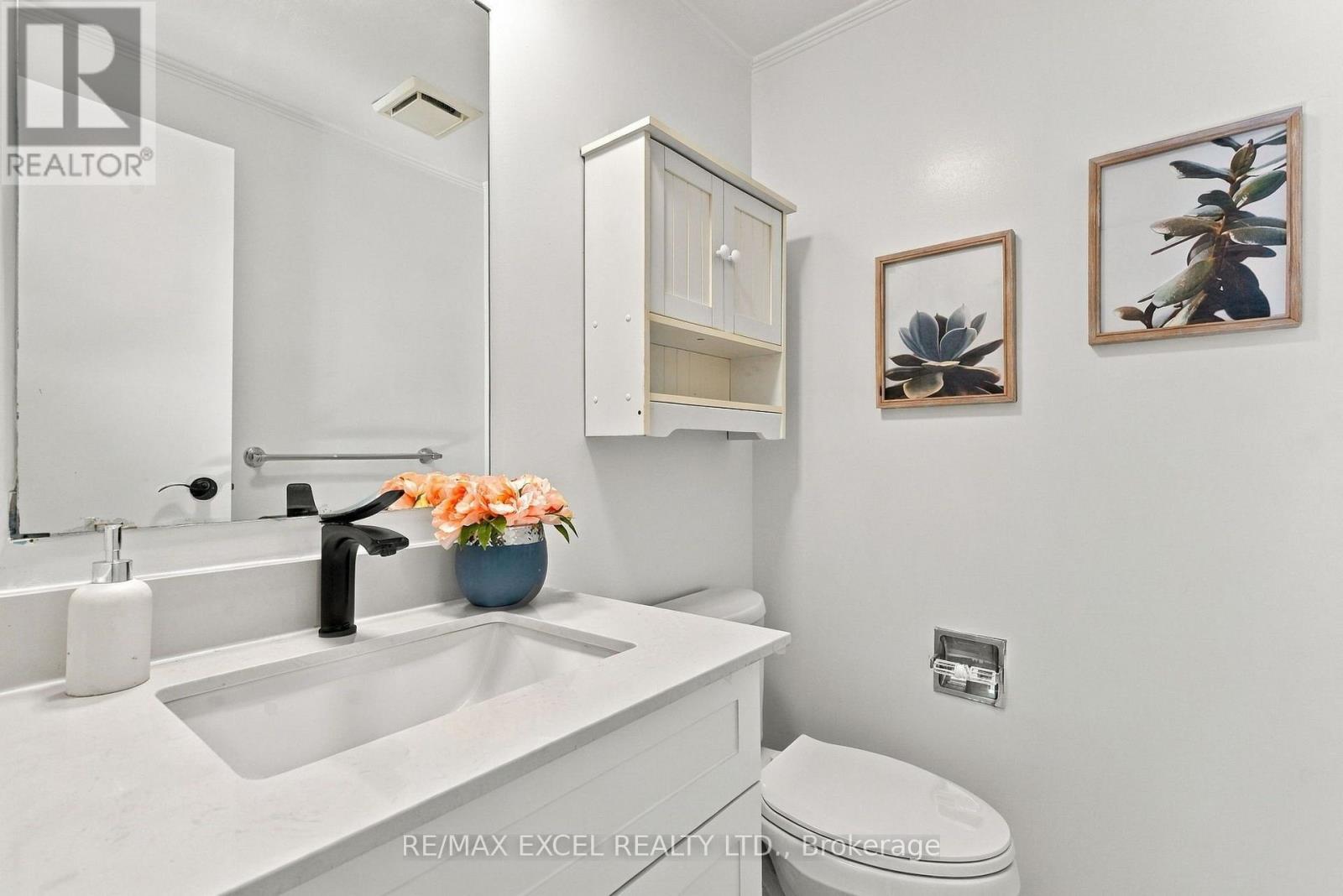 97 Tangmere Crescent, Markham, ON photo 39