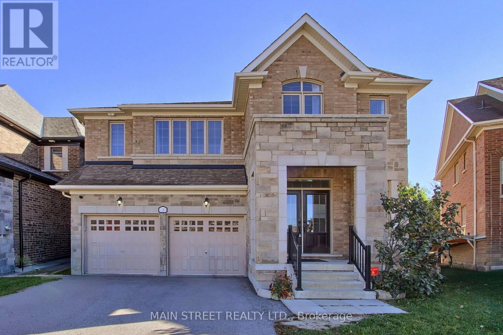 1283 Blackmore Street, Innisfil, ON photo 1