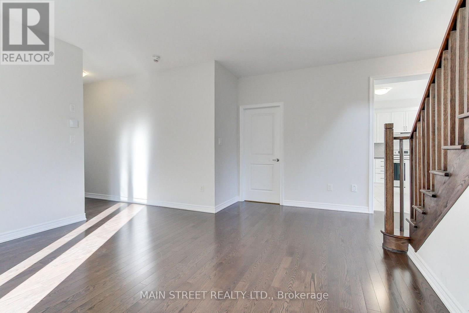 1283 Blackmore Street, Innisfil, ON photo 10