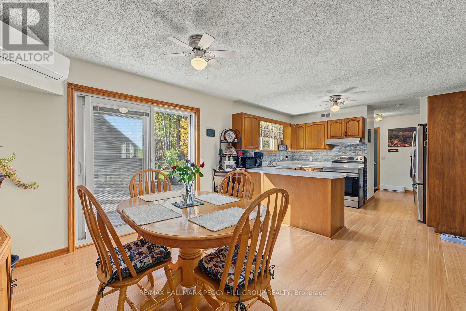 3346 McCarthy Drive, Clearview, ON photo 3