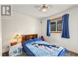 Bedroom 4 - 3346 Mccarthy Drive, Clearview, ON L0M1N0 Photo 10