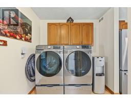 3346 Mccarthy Drive, Clearview, ON L0M1N0 Photo 11