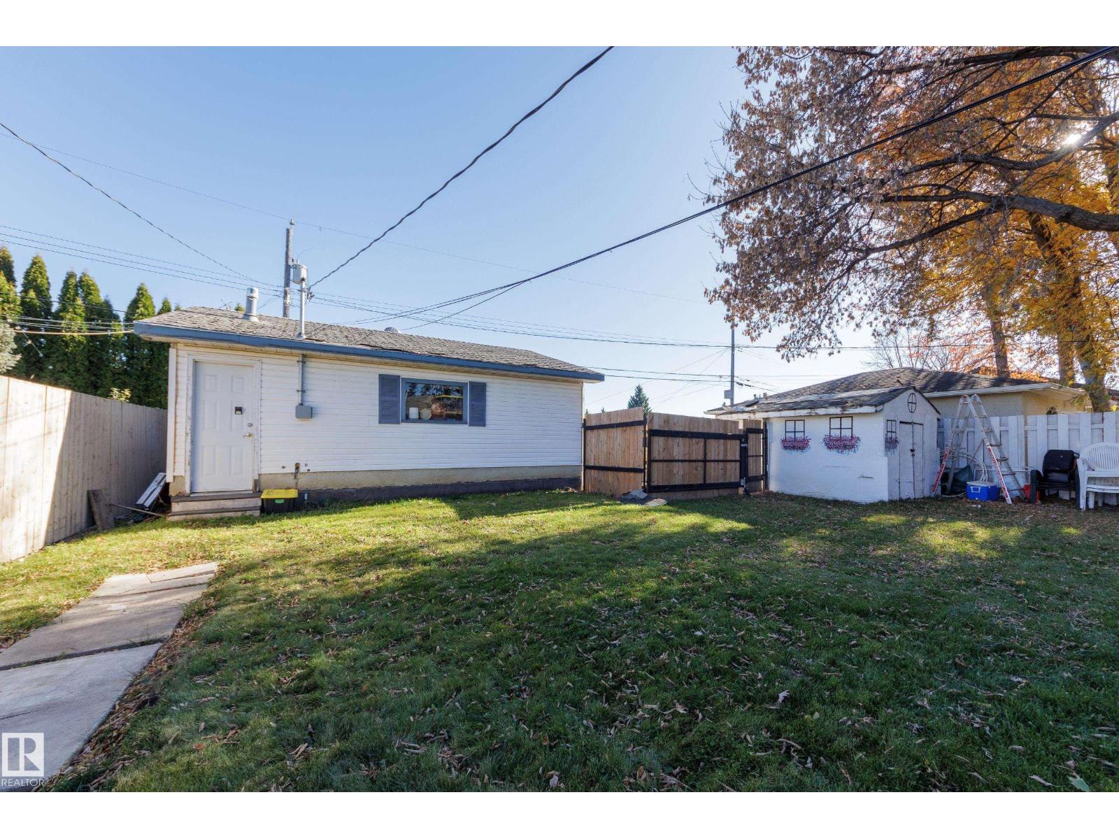 10541 153 ST NW, Edmonton — photo 36