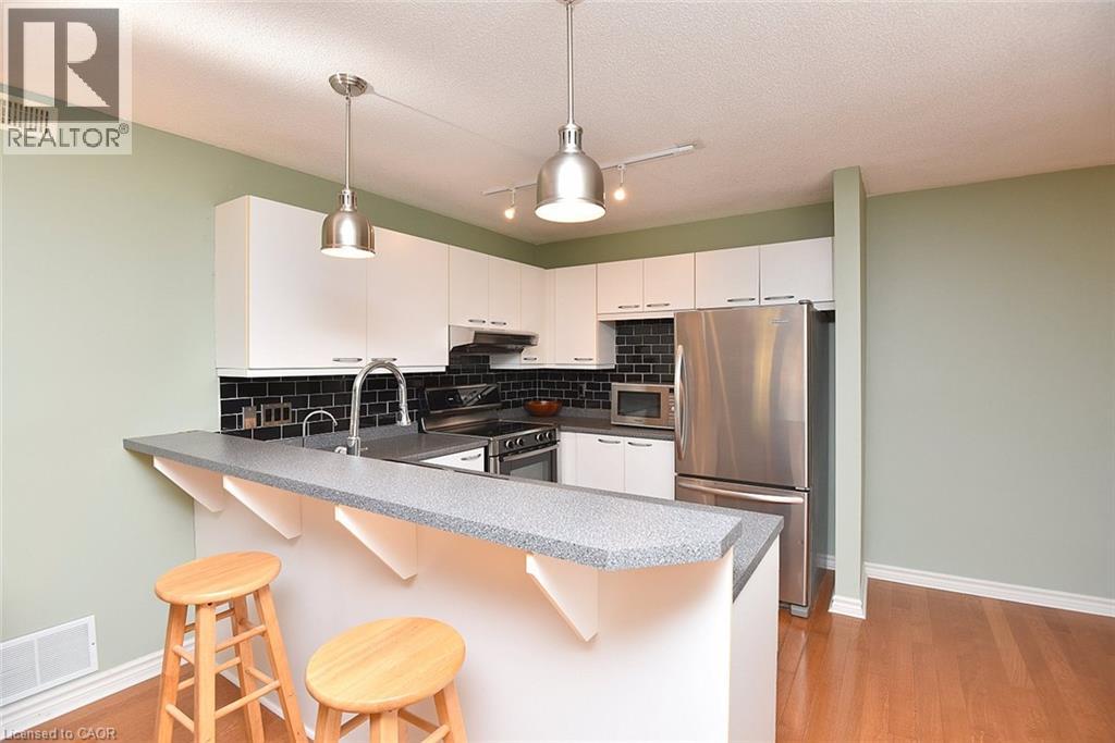 2030 CLEAVER Avenue Unit# 313, Burlington — photo 12