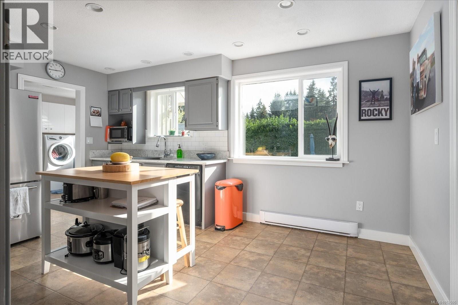 1800 Craig Dr, Nanoose Bay - Image 1