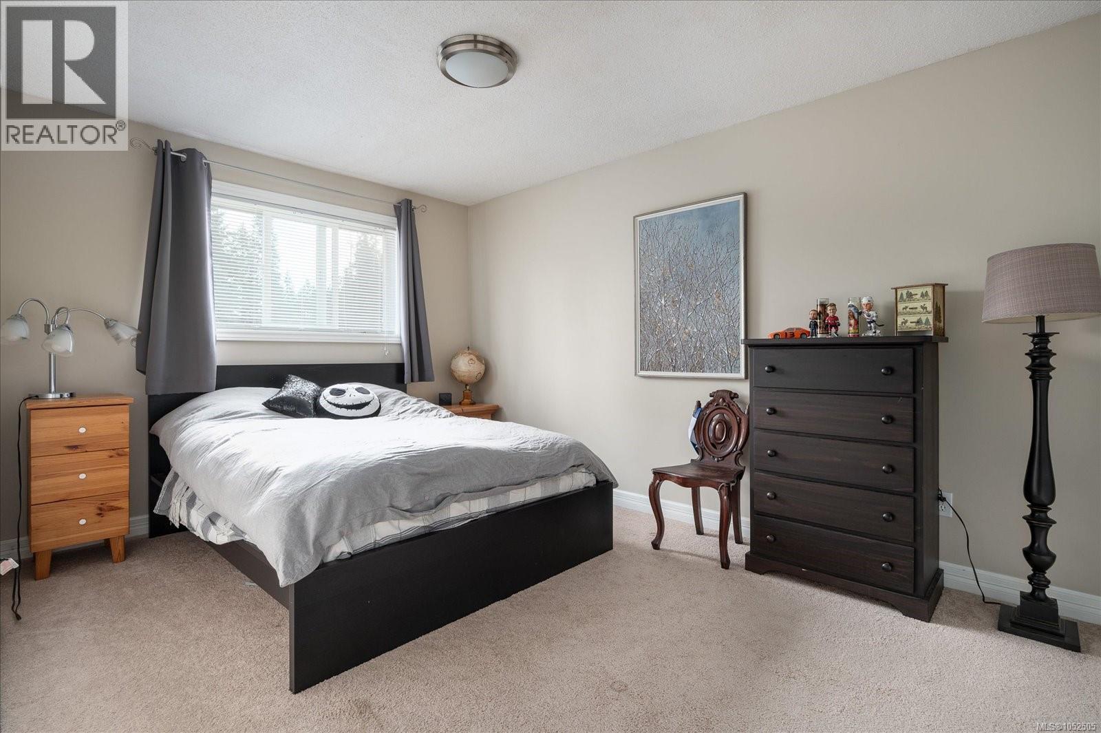 1800 Craig Dr - 30
