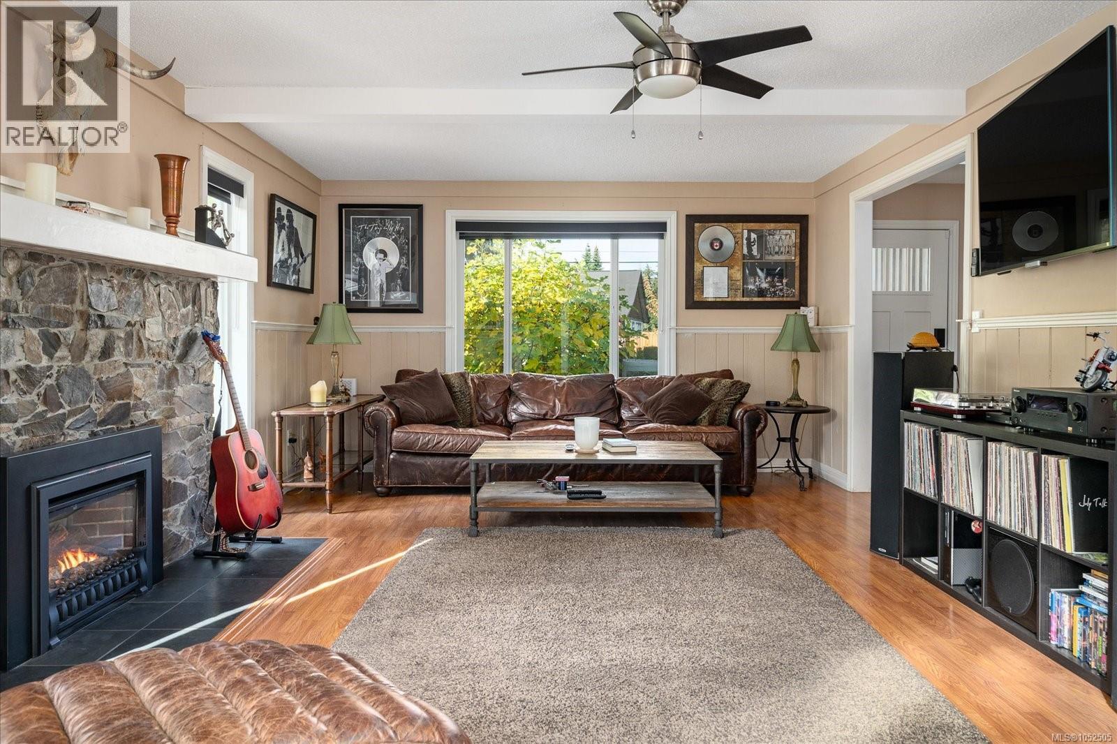 1800 Craig Dr - 13