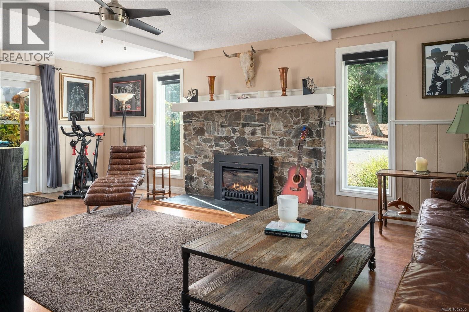 1800 Craig Dr - 14