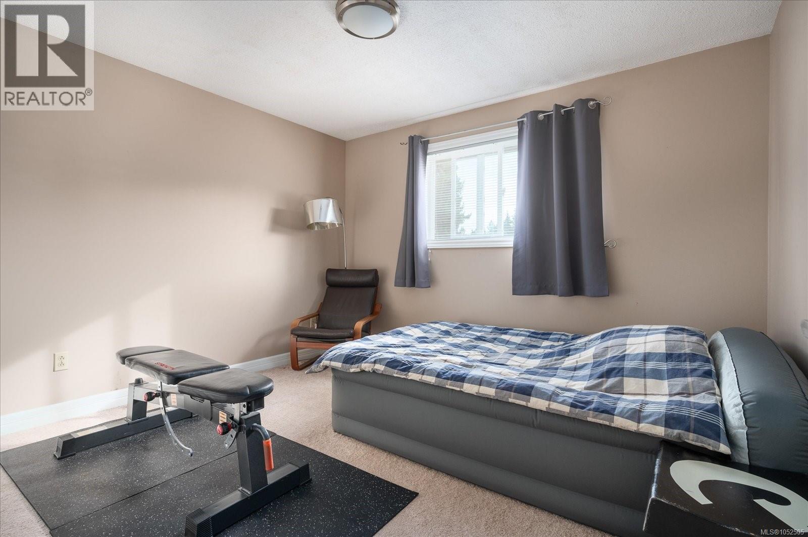 1800 Craig Dr - 31