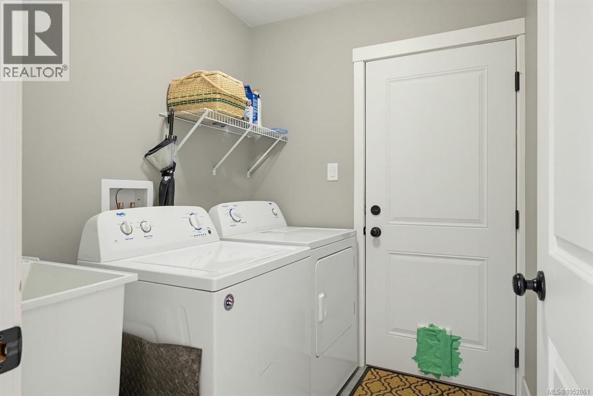 100 Carlo Pl, Nanaimo - Image 1