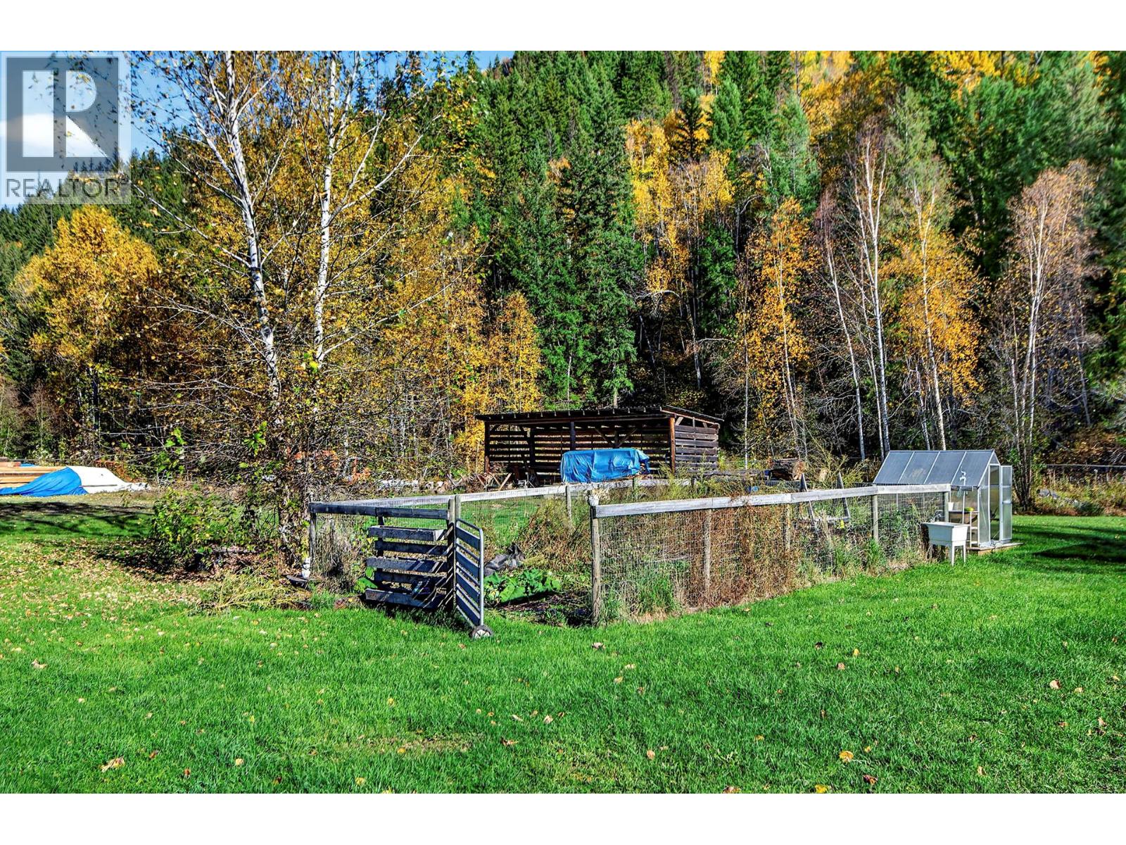 1720 DUNN LAKE Road, Clearwater - Image 1