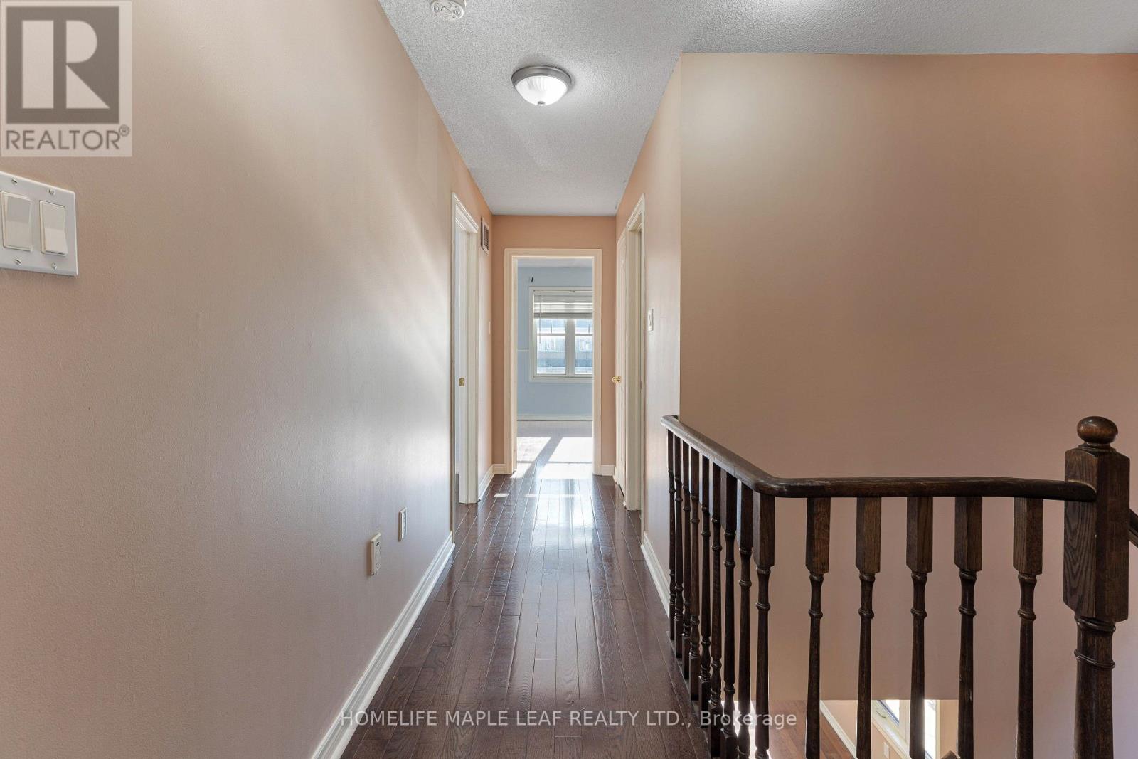 28 Vincent Street, Brampton, ON photo 19