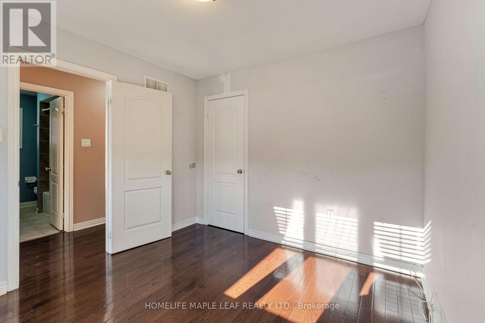28 Vincent Street, Brampton, ON photo 28