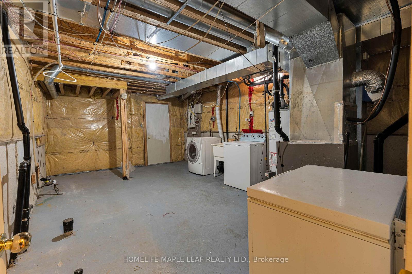 28 Vincent Street, Brampton, ON photo 35