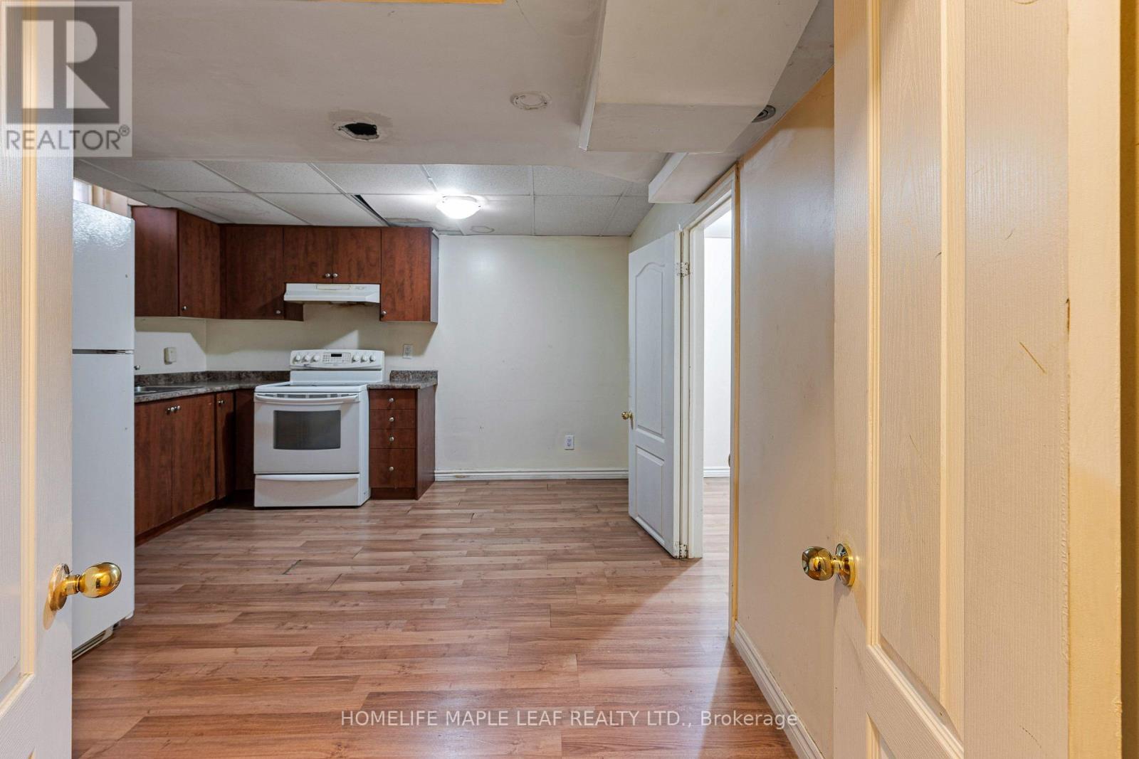 28 Vincent Street, Brampton, ON photo 36