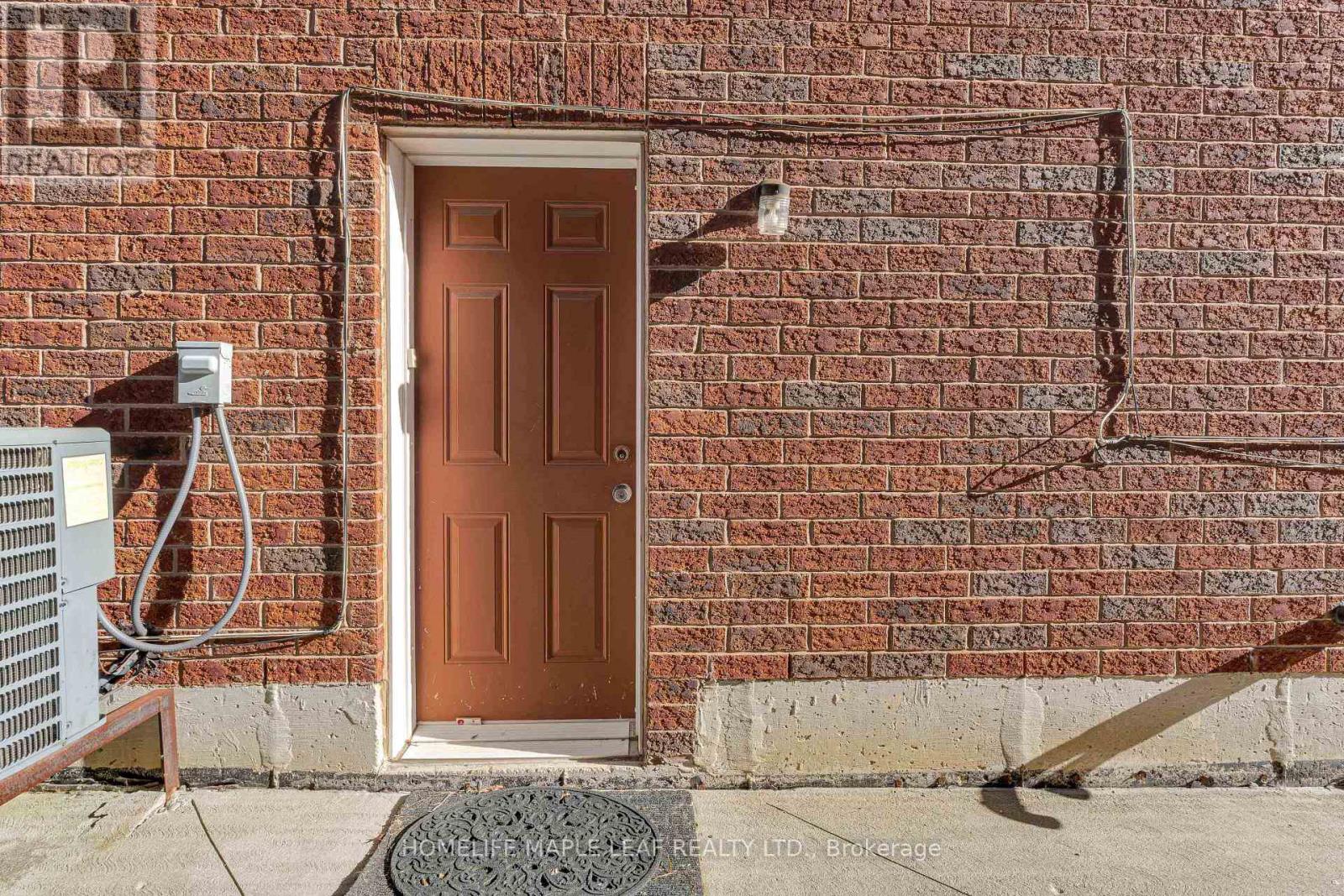 28 Vincent Street, Brampton, ON photo 41