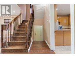 28 Vincent Street, Brampton, ON L6R0G8 Photo 18
