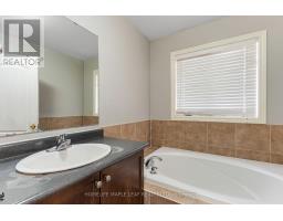 28 Vincent Street, Brampton, ON L6R0G8 Photo 25