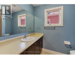 28 Vincent Street, Brampton, ON L6R0G8 Photo 32