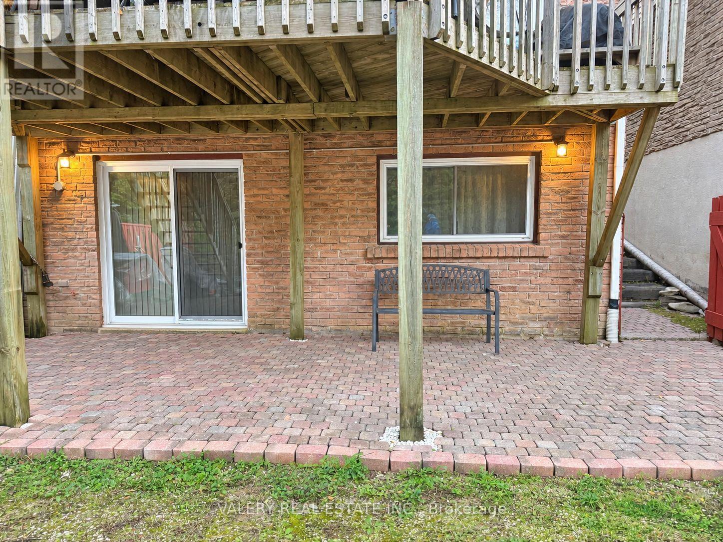 120 ROYAL PALM DRIVE, Brampton (Heart Lake East) — photo 2