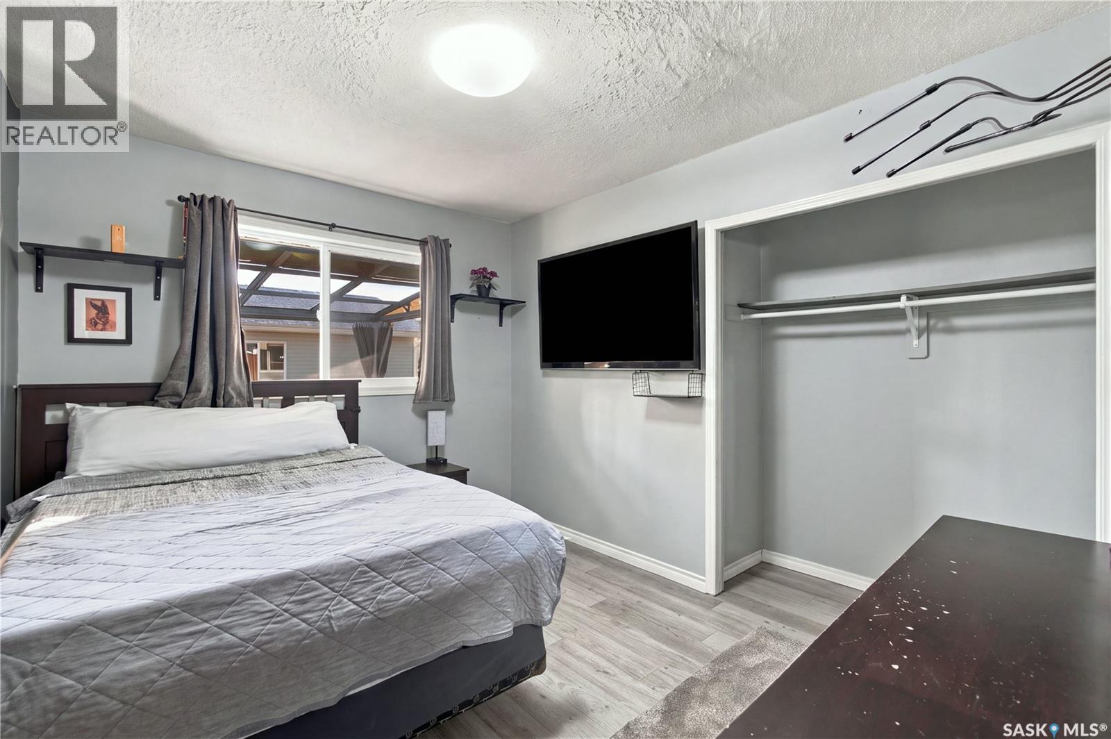 1237 10th AVENUE E, Regina — photo 12