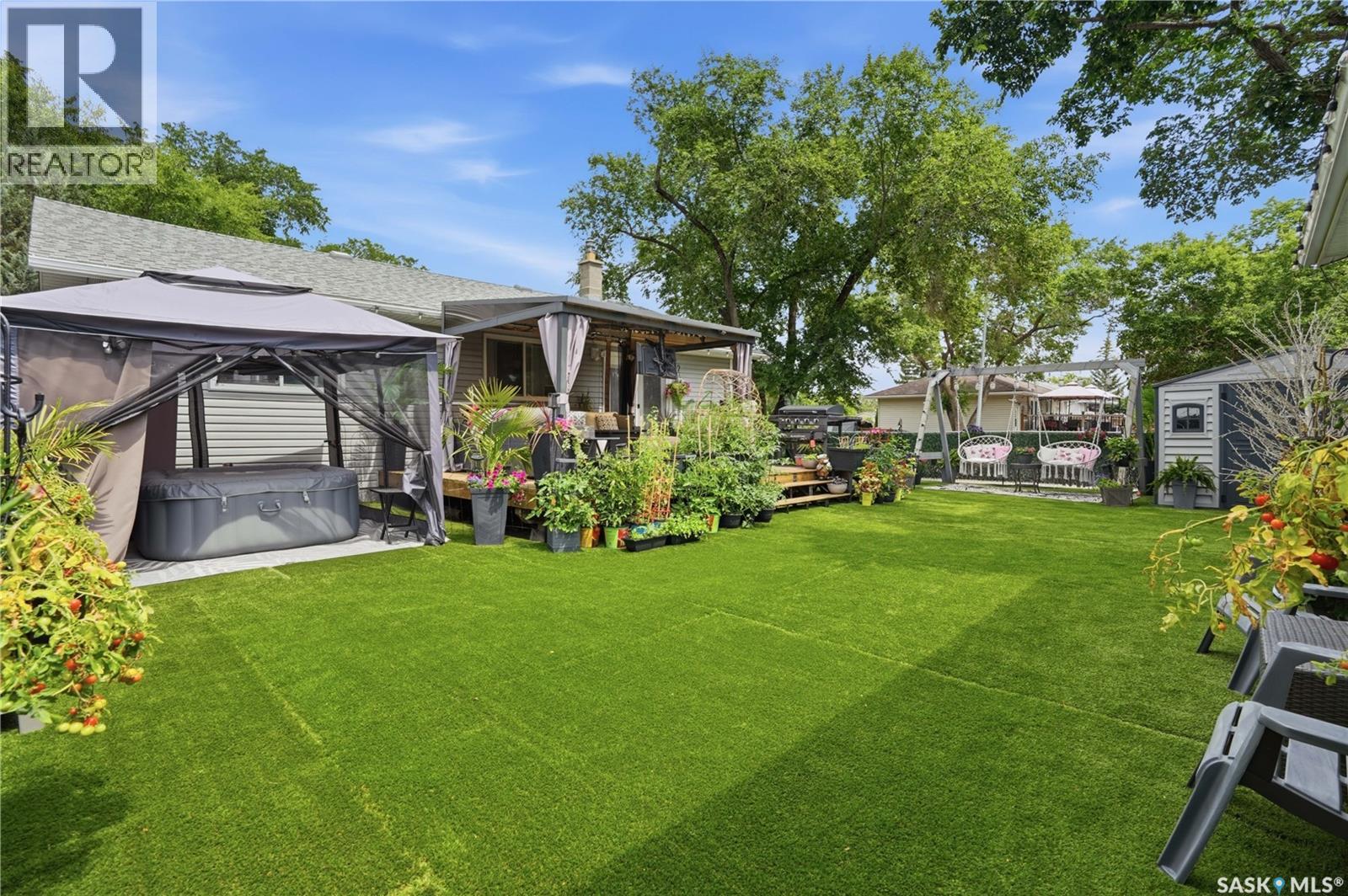 1237 10th AVENUE E, Regina — photo 16