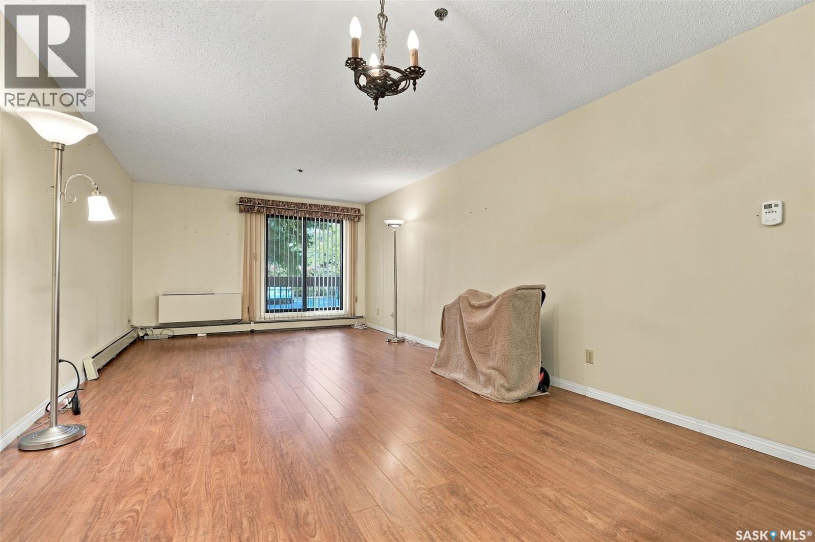 A - 351 Saguenay DRIVE, Saskatoon — photo 9