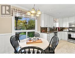 1007 Moorelands Crescent, Pickering, ON L1W3K3 Photo 13