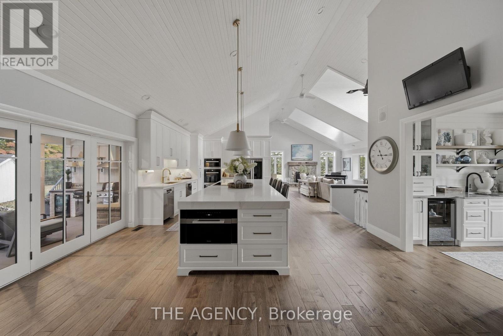 16 Kraft Drive, Waterloo, ON photo 11