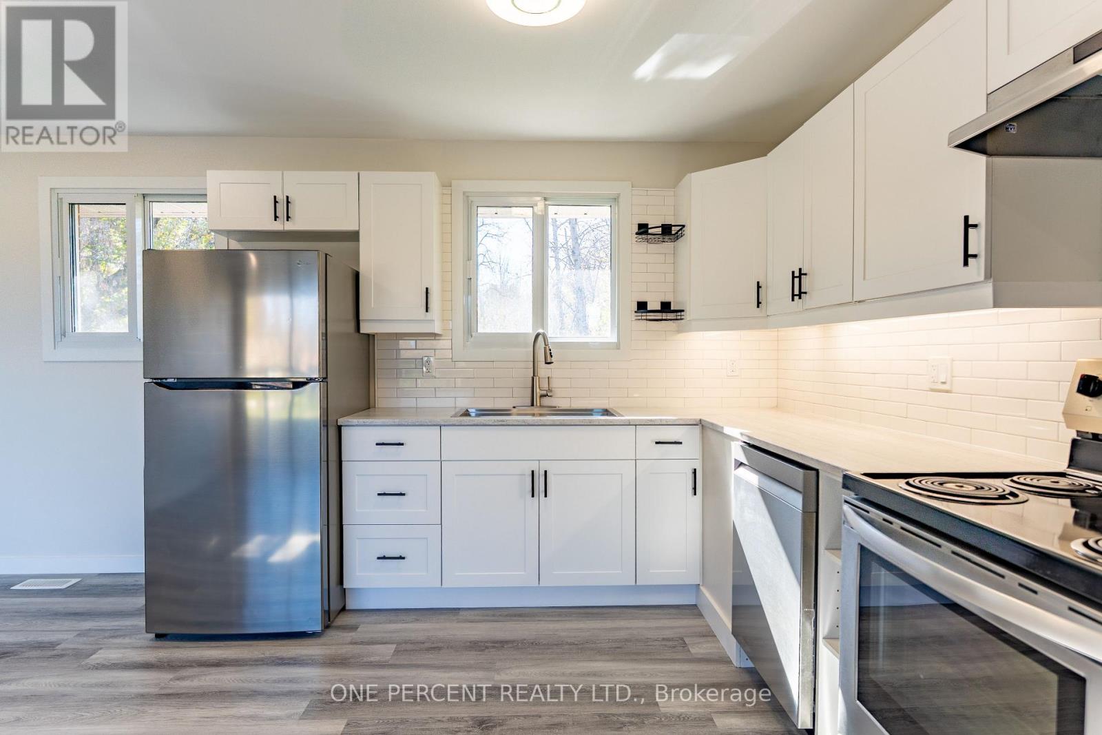 2085 Madison Avenue, Greater Sudbury, ON photo 3