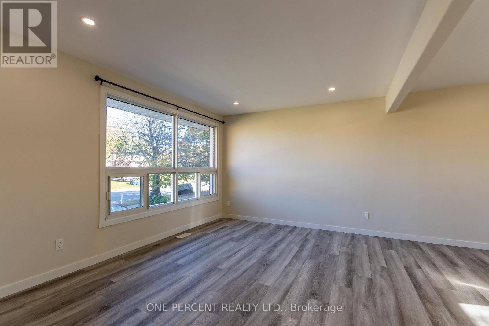 2085 Madison Avenue, Greater Sudbury, ON photo 5