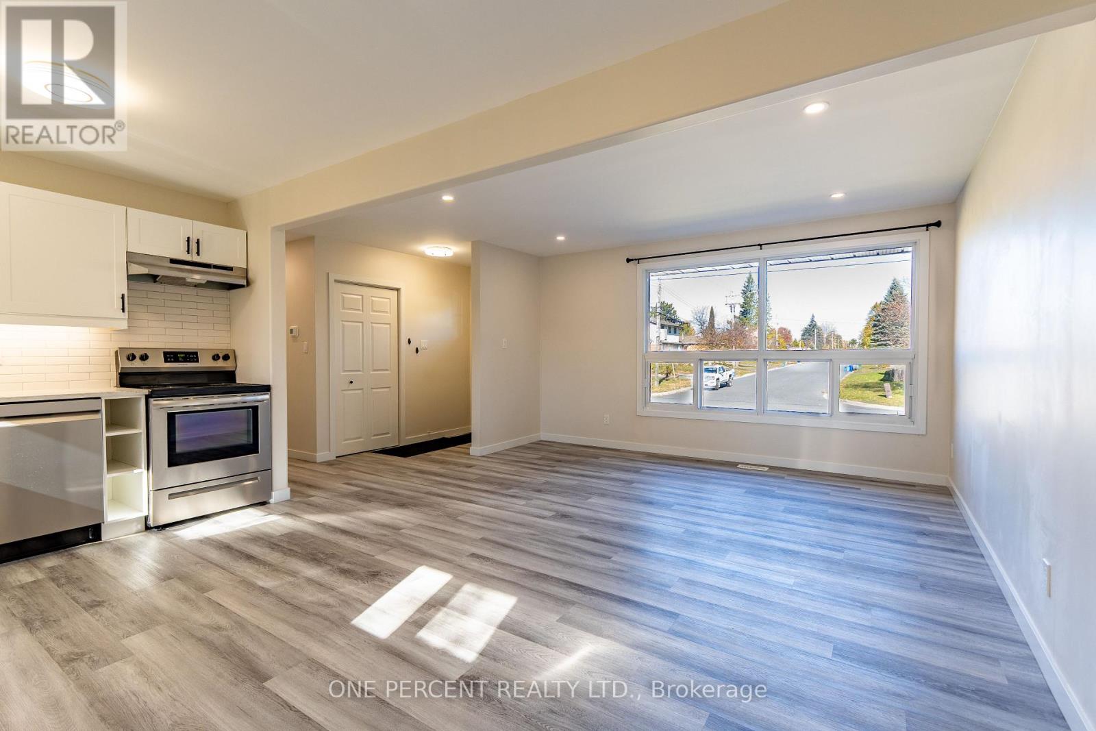 2085 Madison Avenue, Greater Sudbury, ON photo 6