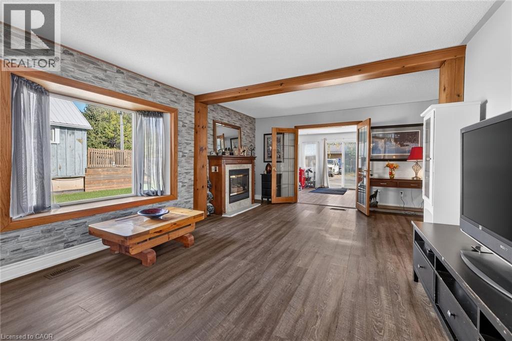 909 TAMARAC Street - 17