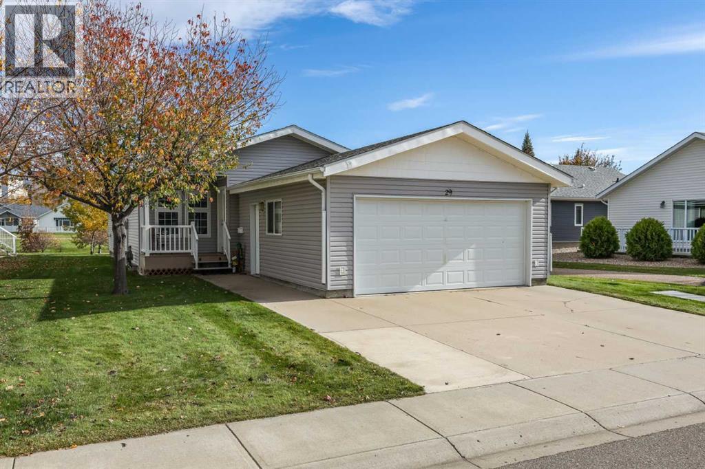 Photo of 29 Chartwell Place SE, Medicine Hat