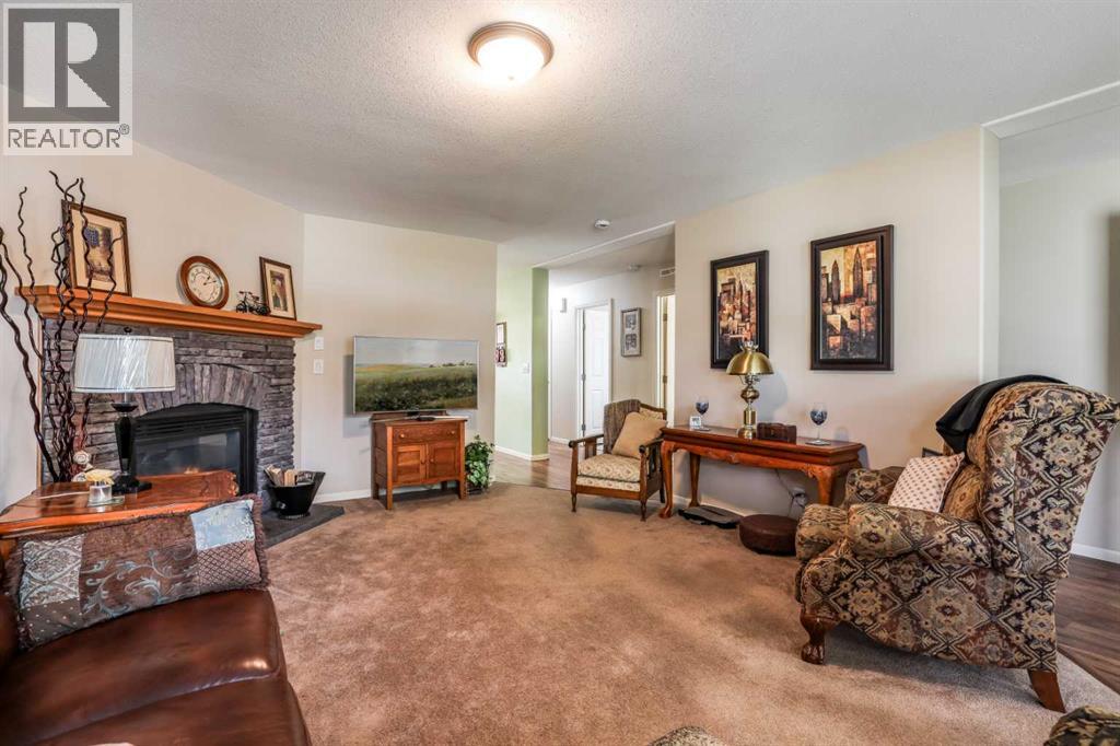 29 Chartwell Place SE, Medicine Hat — photo 9