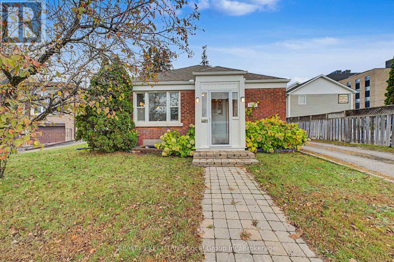 1778 CASSELLS STREET - 46