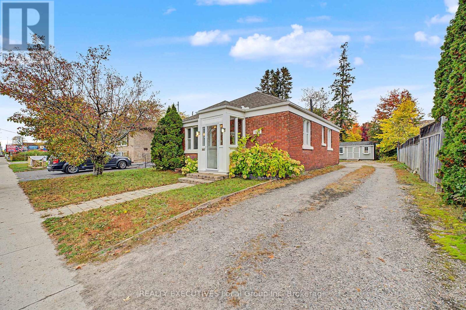 1778 CASSELLS STREET - 41