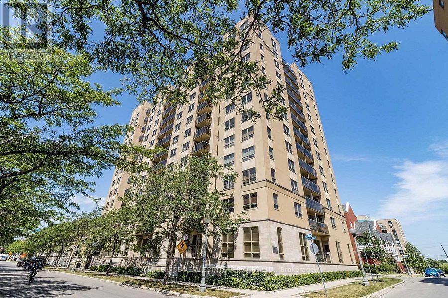 1005 - 4 ELSINORE PATH, Toronto (New Toronto)