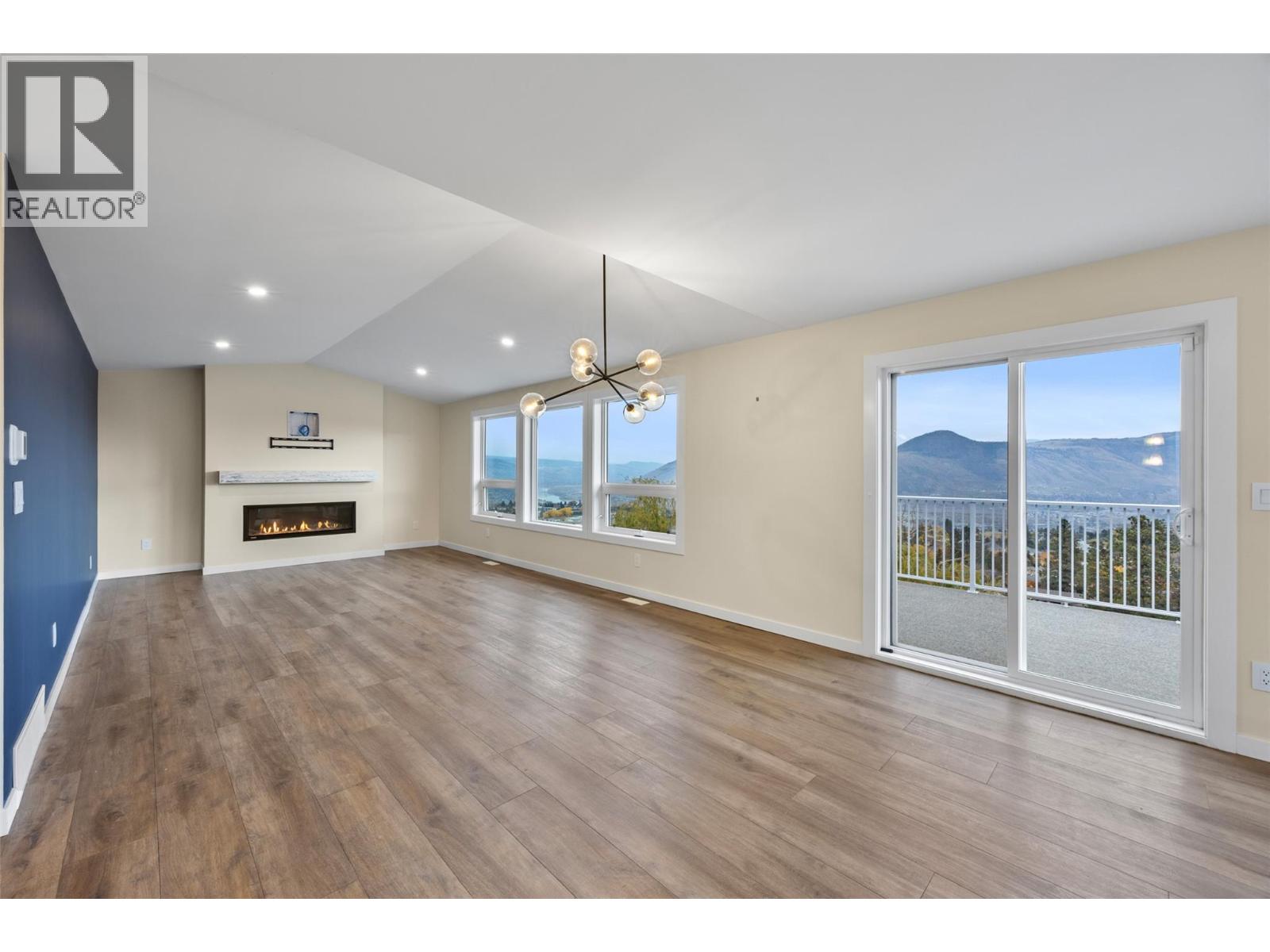 318 Gleneagles Drive - 18