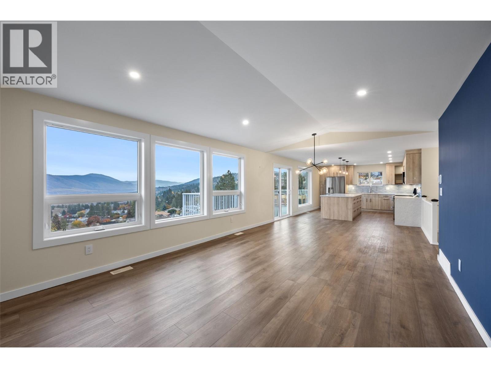 318 Gleneagles Drive - 20