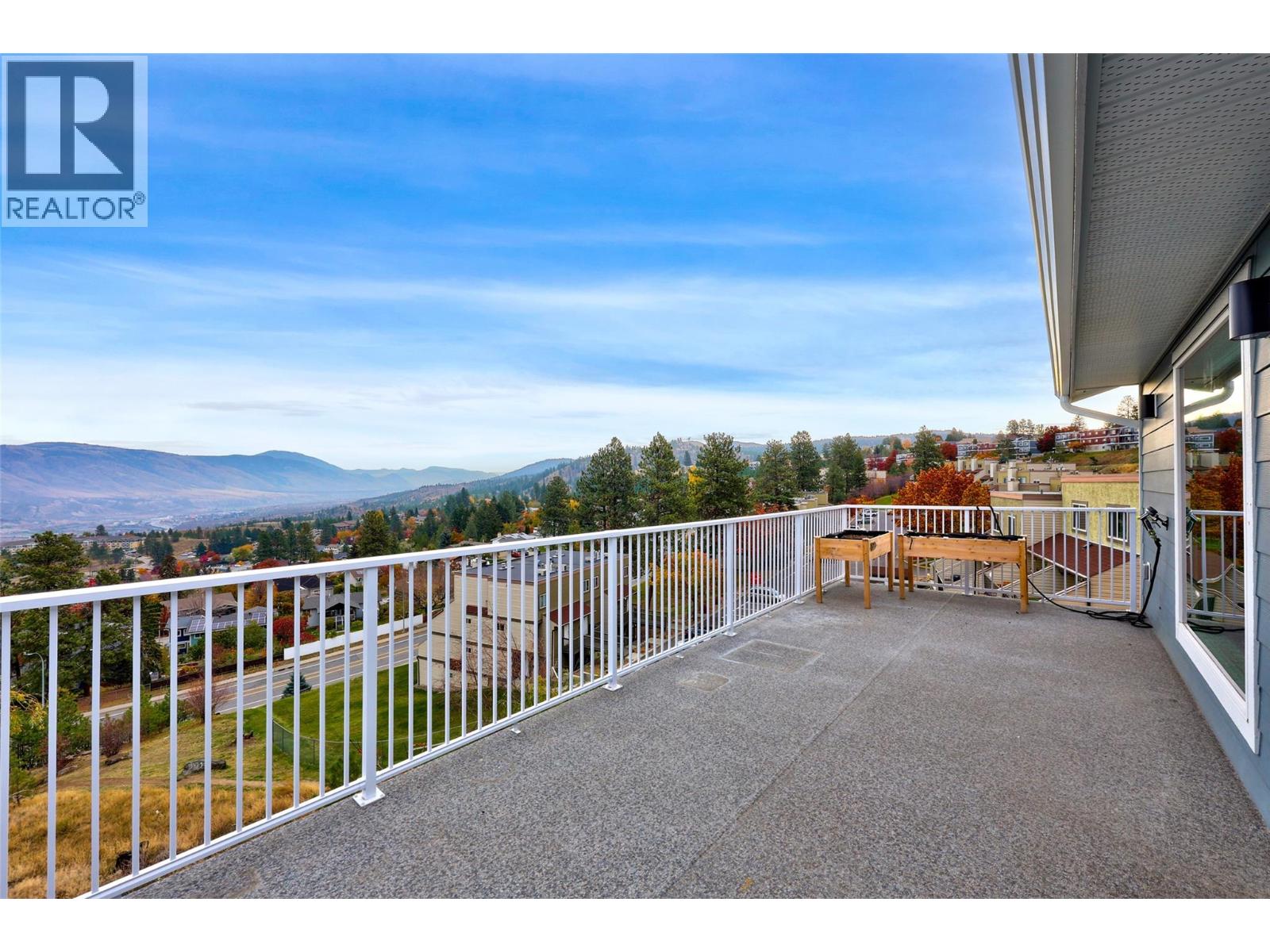 318 Gleneagles Drive - 23