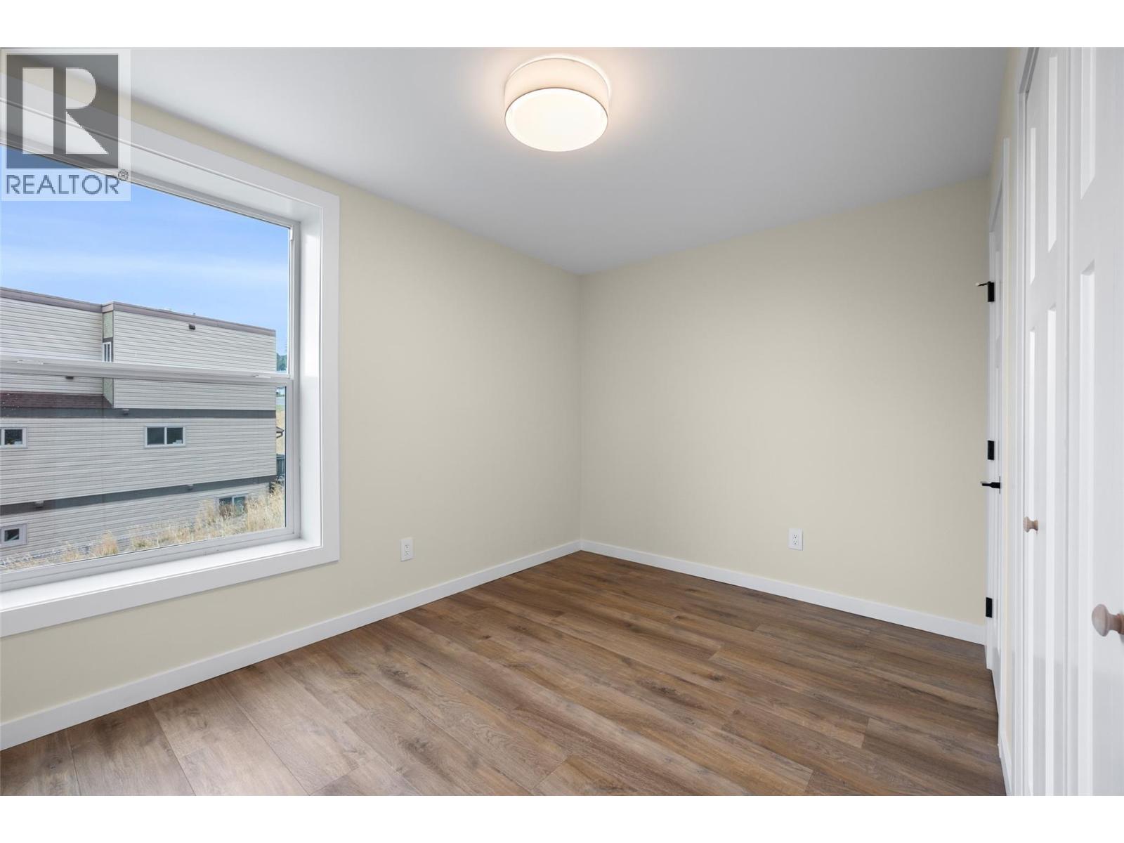 318 Gleneagles Drive - 52