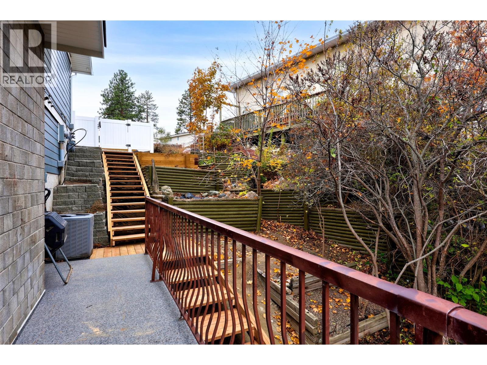 318 Gleneagles Drive - 57